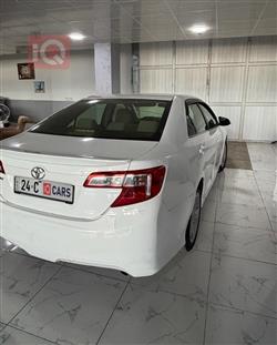 تۆیۆتا کامری